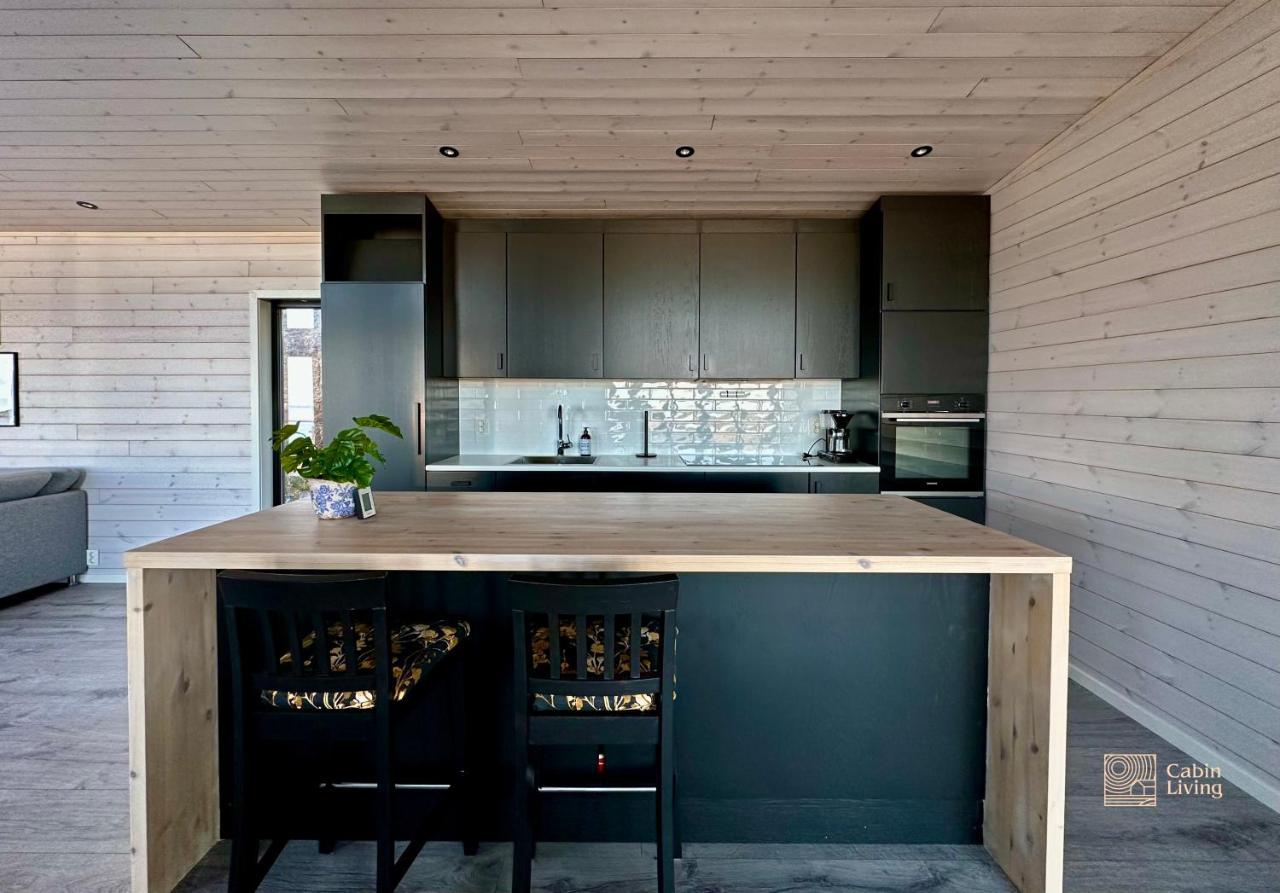 Brand New Beautiful Cabin View Wifi Sonos System Ларвик Экстерьер фото