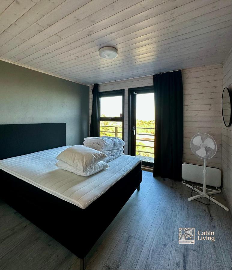 Brand New Beautiful Cabin View Wifi Sonos System Ларвик Экстерьер фото